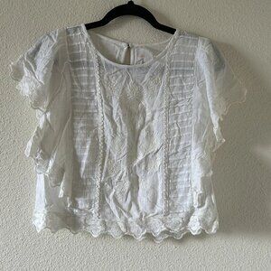 Xhilaration Women’s Floral Embroidered Top Sz Small White Flutter Sleeve Boho